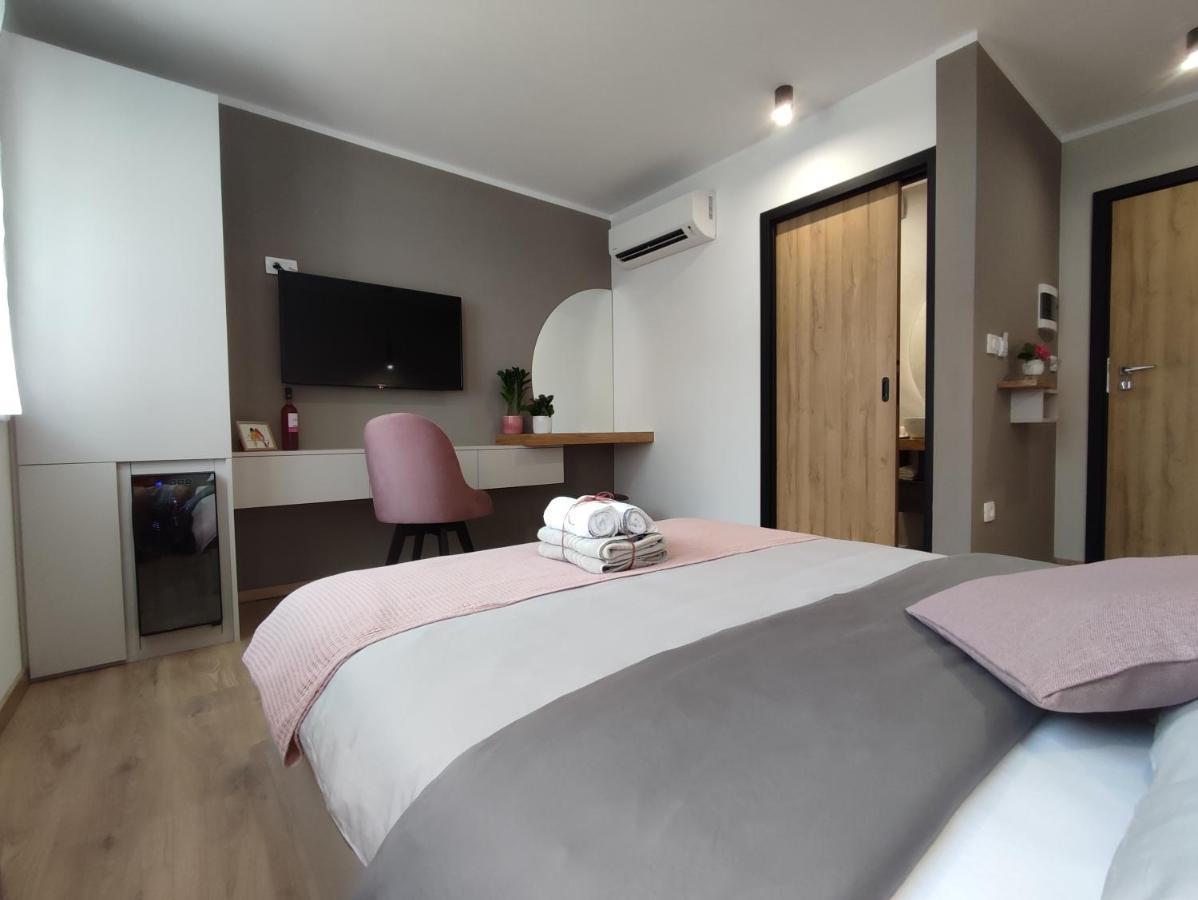 Boutique Rooms By Petric Winery Dobravlje 외부 사진