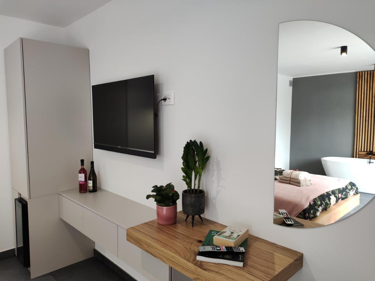 Boutique Rooms By Petric Winery Dobravlje 외부 사진